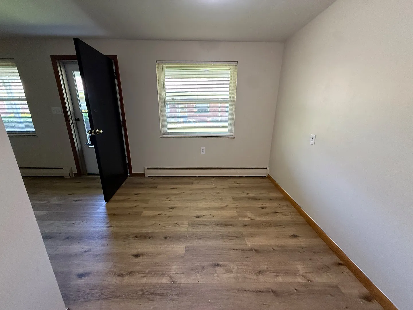 112 S Scott St - 112 S Scott St. Apt-C — Photo 3