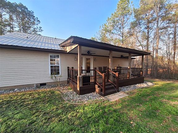 5th image of 1024 Center St