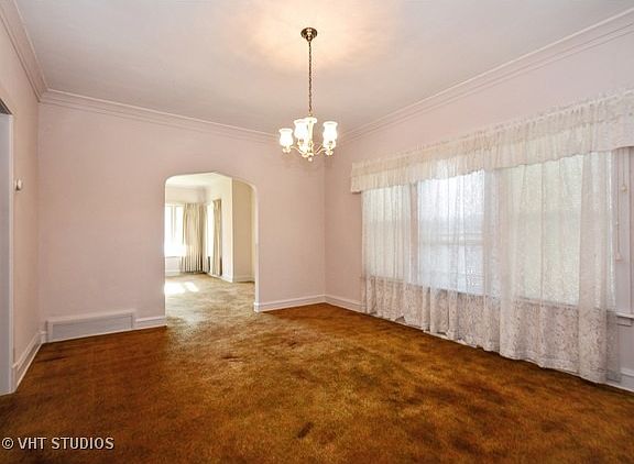 4th image of 9555 S Maplewood Ave