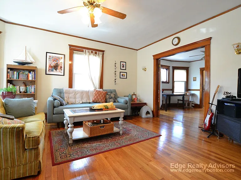 6 Oliva Rd — Photo 5