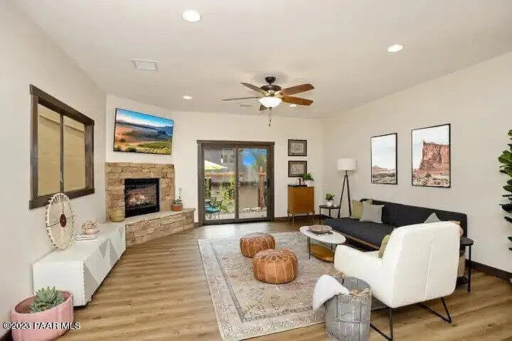 1452 Butte Rd — Photo 3