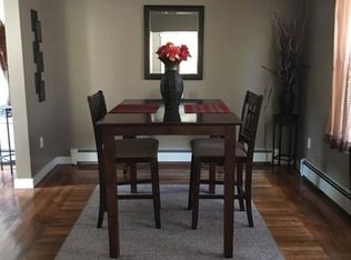 98 Main St, Swansea, MA 02777