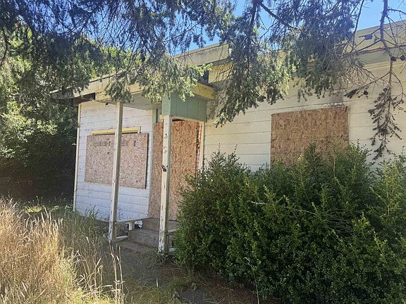 2nd image of 849 Small Ave