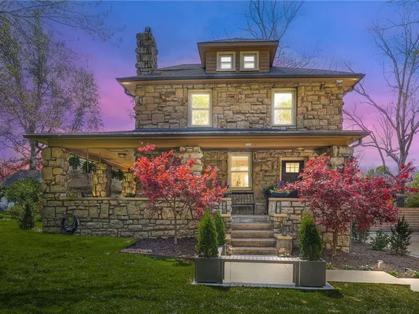 715 W 98th St, Kansas City, MO 64114