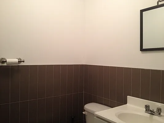 Rented by Blue Egg Realty Corp | media 40