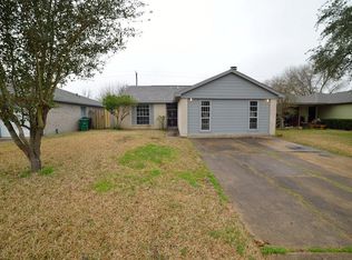 3215 Wuthering Heights Dr, Houston, TX 77045