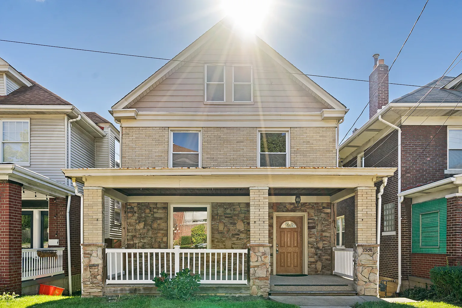 1305 Wisconsin Ave photo 1
