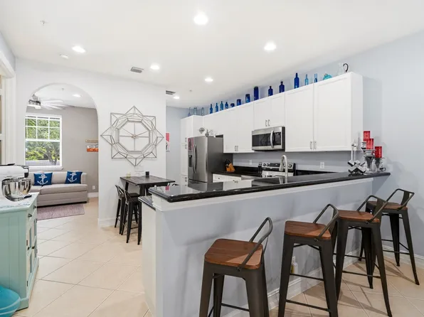 2265 NE 9th Avenue, Wilton Manors, FL 33305