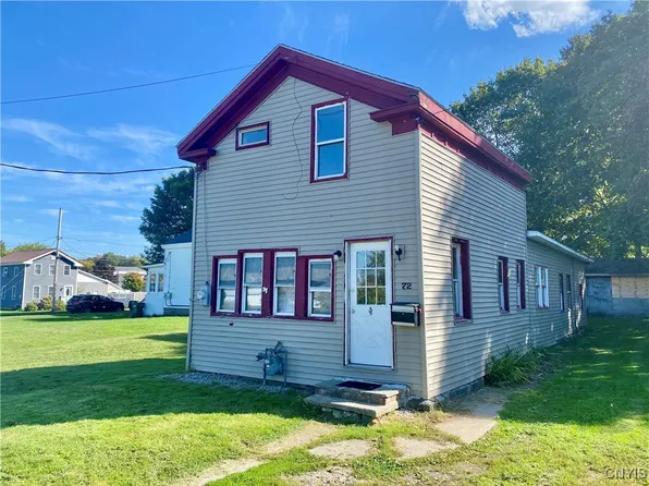 72 E Schuyler St, Oswego, NY 13126