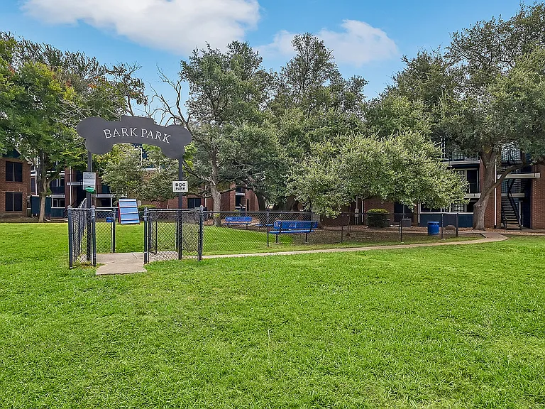 Eastgrove Apartments