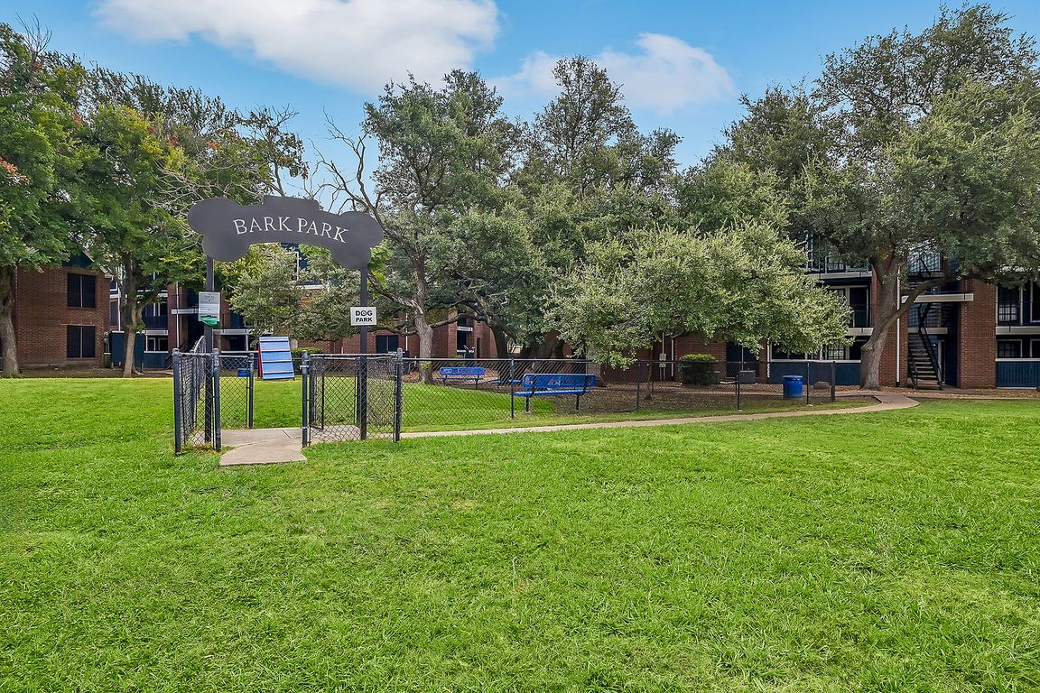 Eastgrove Apartments