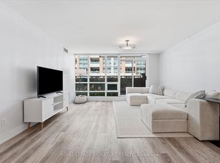 263 Wellington St W #301, Toronto, ON M5V3E6