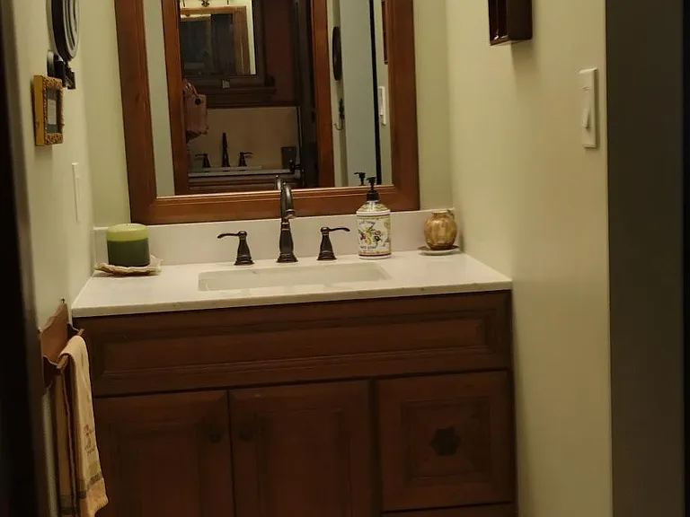 Mater Private Vanity
Powder Room