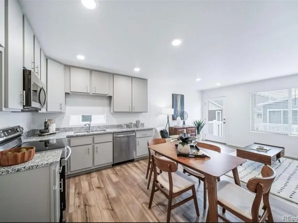 46542 Avery Lane, Bennett, CO 80102