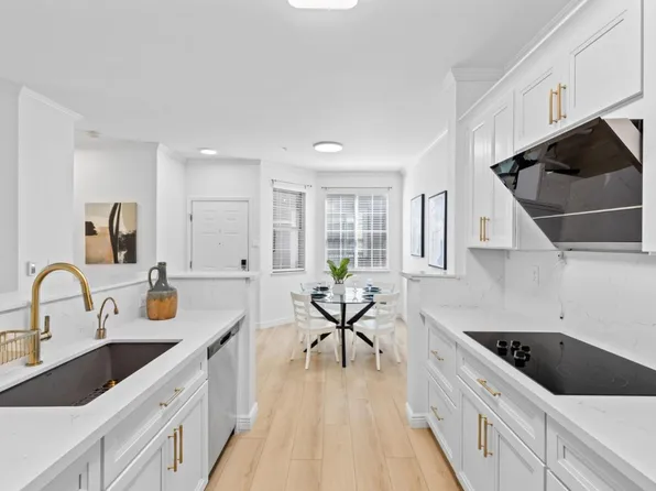 250 Santa Fe Ter APT 219, Sunnyvale, CA 94085