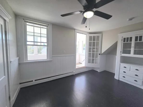 48 Prince St #3, Salem, MA 01970
