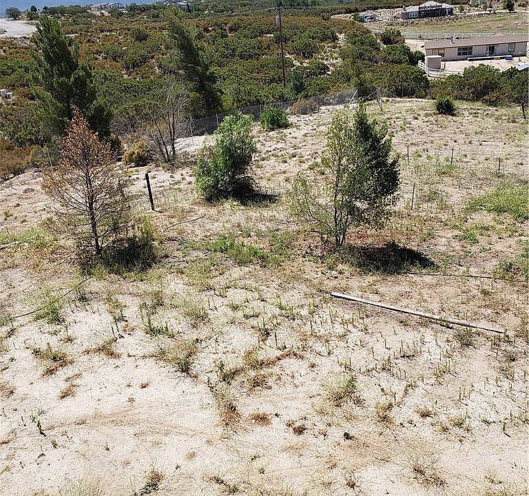 1st image of 49130 Arroyo Way