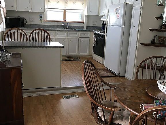 5th image of 4939 Winged Foot Ave