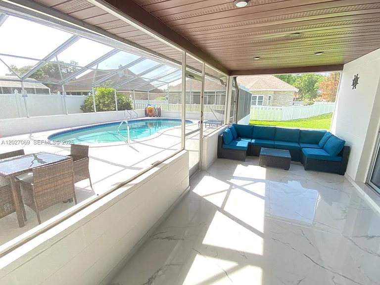 962 Country Club Ave — Photo 30