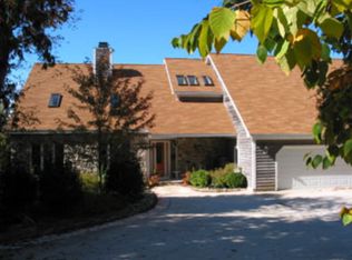 6877 Bay Shore Dr, Egg Harbor, WI 54209