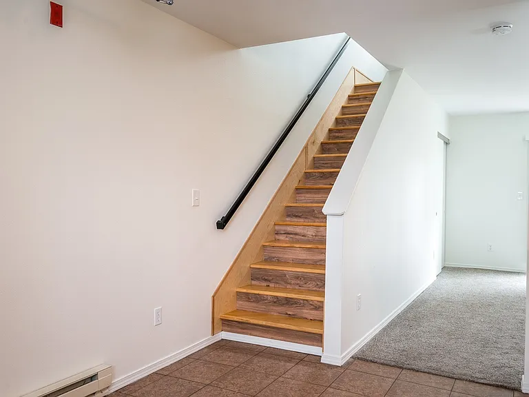 The Modern at Canyon Creek — Photo 10