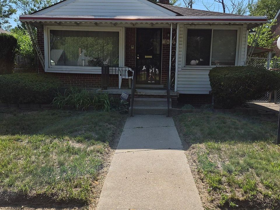 1st image of 19461 Murray Hill St