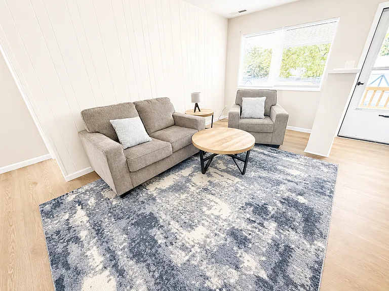 801 N Ann St #9 — Photo 3