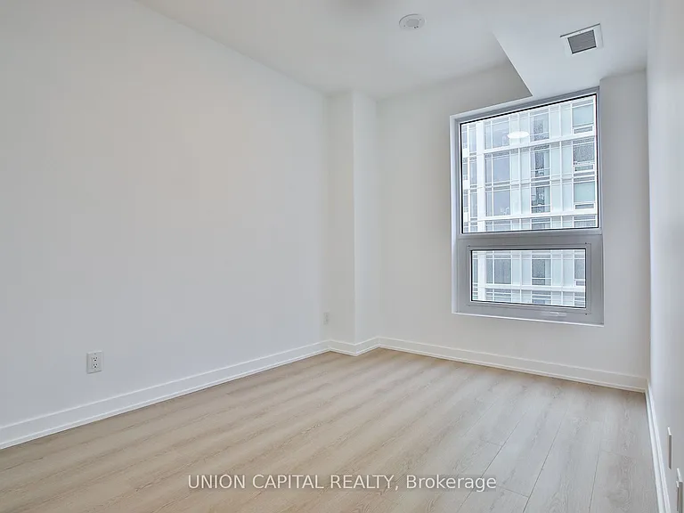 100 Queen St E #2312 — Photo 17