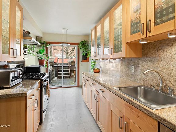 5th image of 6217 Alderton St
