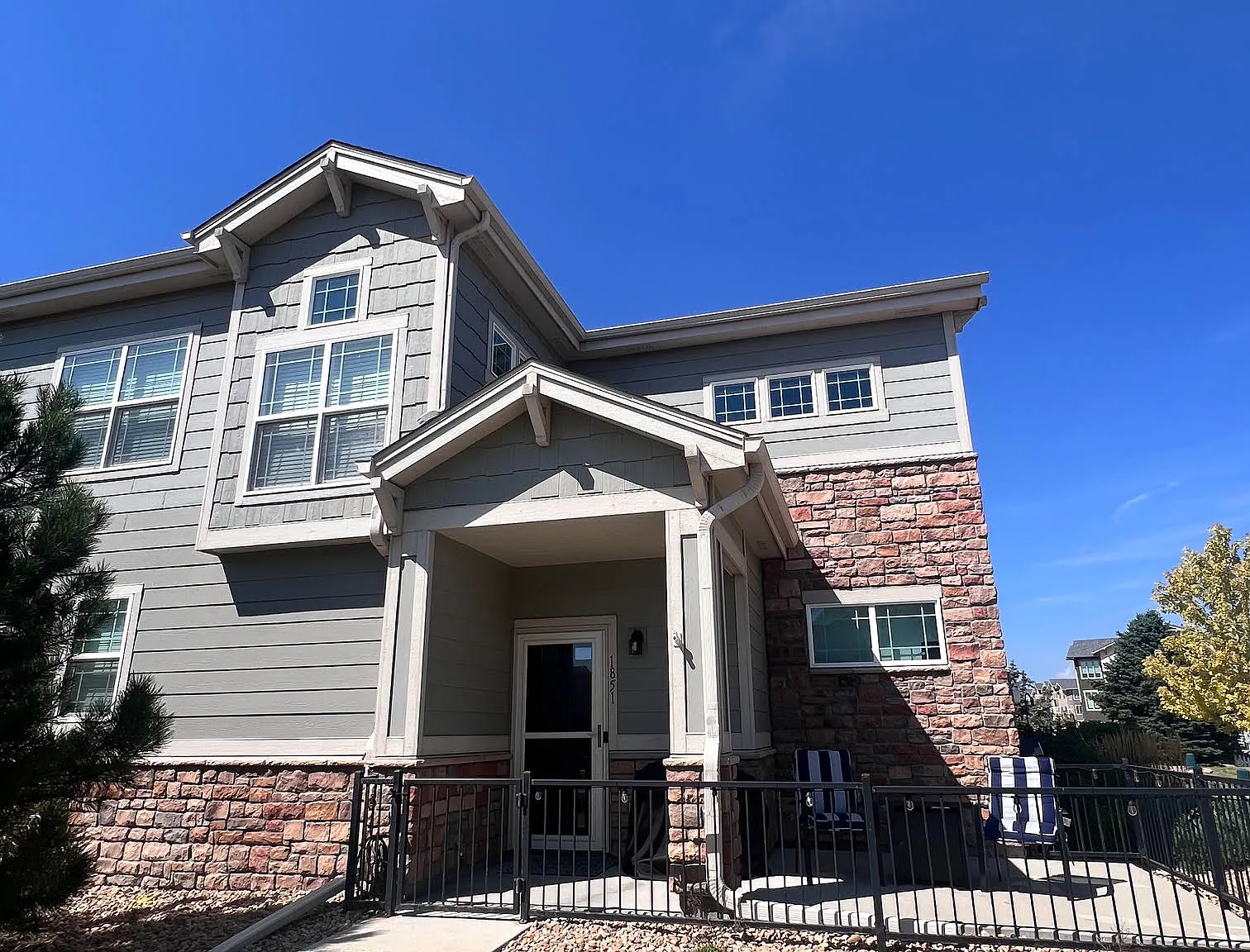 3 bed, 1673 sqft, $2,800 — Photo 1