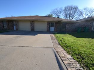 133 Willow Ln #A, Stephenville, TX 76401