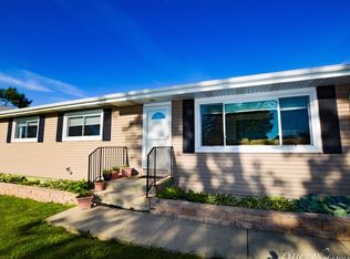 33111 N Battershall Rd, Grayslake, IL 60030