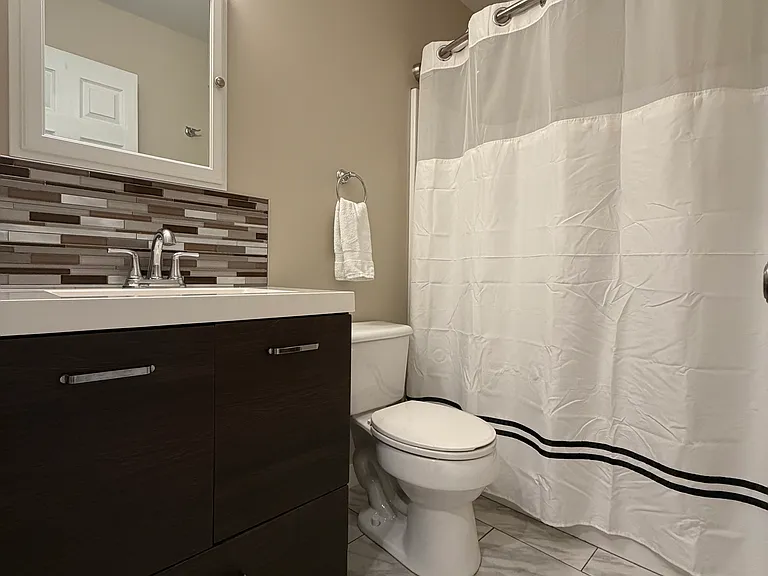 Full bathroom #2 on main level