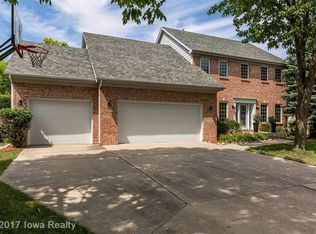 12991 Clark St, Clive, IA 50325