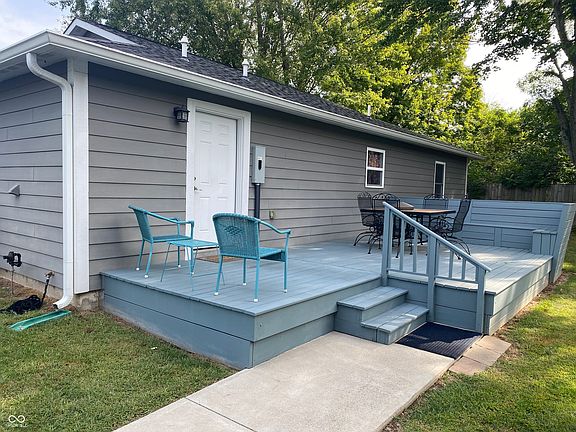 3rd image of 16429 E 191st St