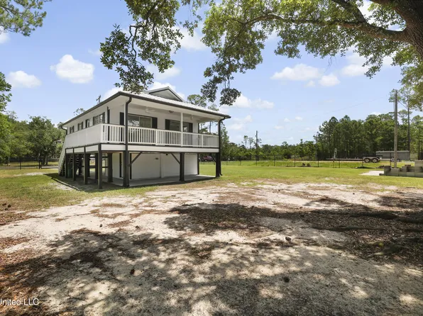 5061 1st Ave, Bay Saint Louis, MS 39520