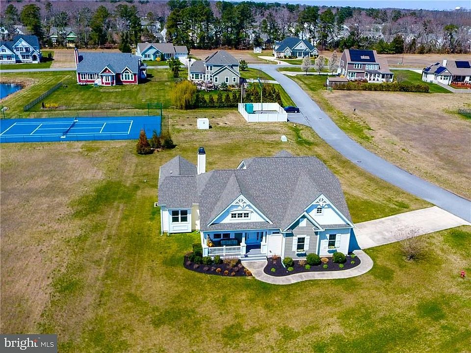 1st image of 23832 Seagrass Ln