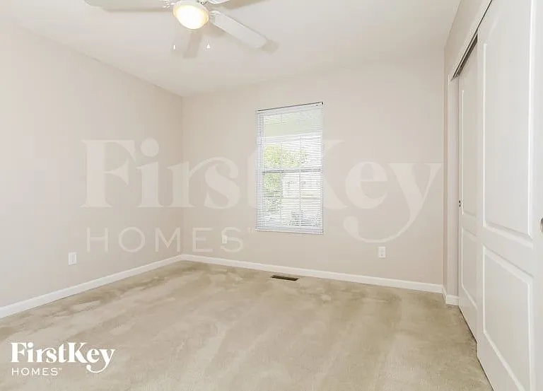 3277 Blue Springs Dr — Photo 12