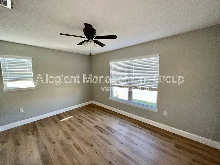 341 Cortez Ct — Photo 8