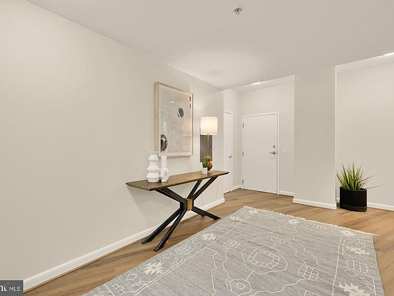 4th image of 400 Massachusetts Ave NW APT 1207