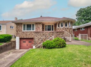 127 Pleasant Hills Blvd, Pittsburgh, PA