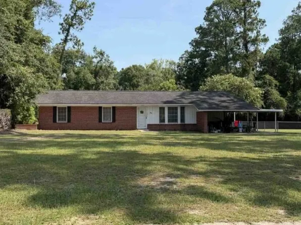 1824 Clarke Ave, Waycross, GA 31503