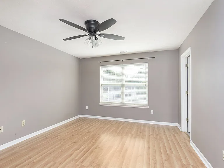 14968 Mia Dr — Photo 16