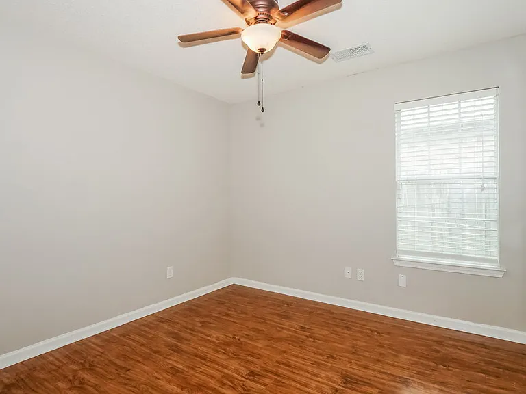 1596 Far Dr — Photo 15