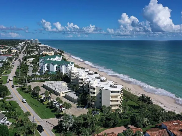 2636 Ocean Dr APT 206, Vero Beach, FL 32963