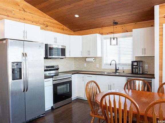 5th image of 101 Lakeview PLACE
