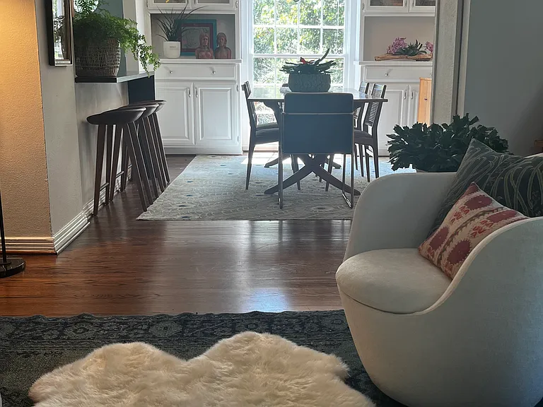 Lake Circle Dr — Photo 9