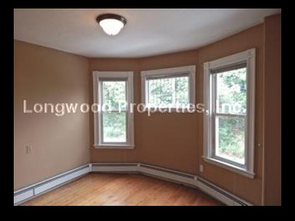 3rd image of 16 Fisher Ave #3
