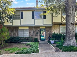 242 Westview Ter, Arlington, TX 76013