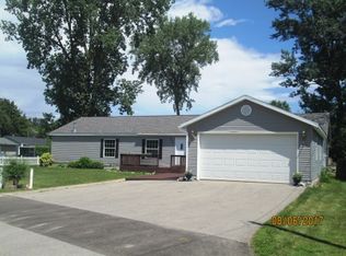 3057 Eddy Rd, Bay City, MI 48706